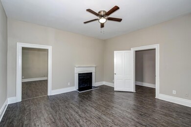 Walker St, 256, Interior-2