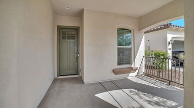 00981_Verrado_front porch