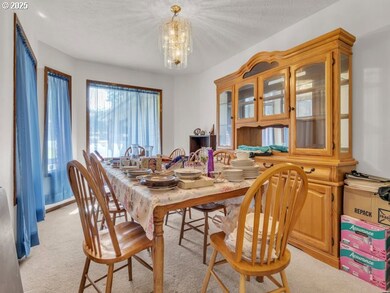 6593 Rippling Brook Dr SE, Salem, OR 97317 - photo 7