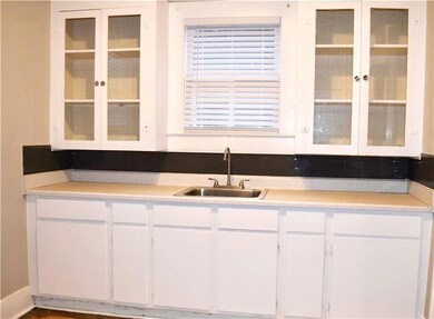 611 Nelray Blvd unit B, Austin, TX 78751 - photo 2