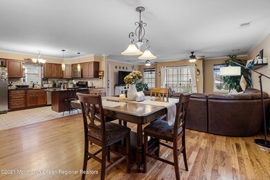 KitchenLiving