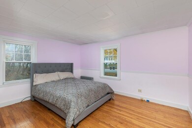 220 Pelham St, Methuen, MA 01844 - photo 4