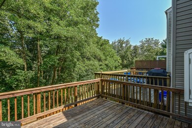 1703 Vonnies View Ct unit 120, Woodbridge, VA 22192 - photo 3