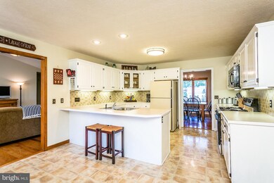 9911 Woodbine Way, New Market, VA 22844 - photo 2