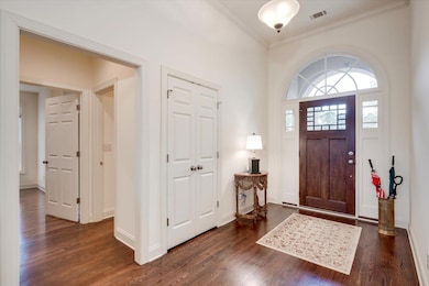 3 Foyer