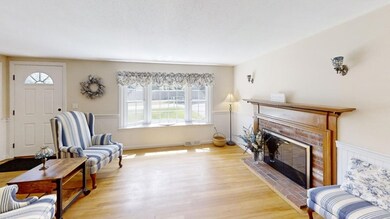 82 Clifford St, South Yarmouth, MA 02664 - photo 4