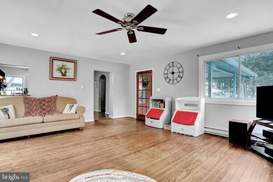 3861 S Mountain Rd, Knoxville, MD 21758 - photo 7