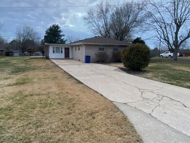 313 Rosemary Ln, Shelbyville, TN 37160 - photo 3