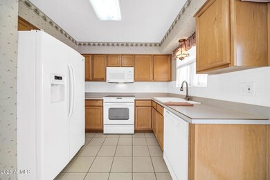 10821 W Mission Ln unit 192, Sun City, AZ 85351 - photo 5