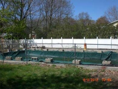 24 Lyons Rd, Dudley, MA 01571 - photo 4