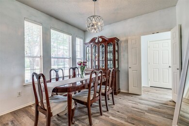 1312 Edgemont Dr, Sachse, TX 75048 - photo 5