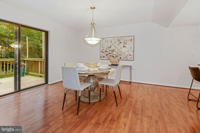 11044 Saffold Way, Reston, VA 20190 - photo 5