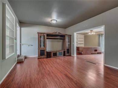 6121 Kingston Rd, Oklahoma City, OK 73122 - photo 7