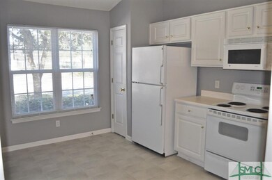 Eat-in kitchen with pantry!