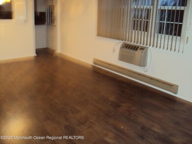 1A Ivy St unit B, Whiting, NJ 08759 - photo 3