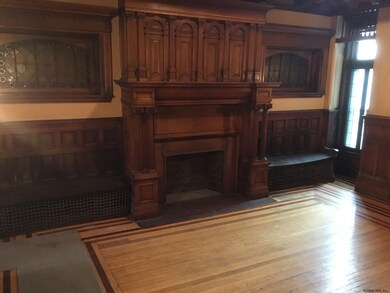 28 Willett St, Albany, NY 12210 - photo 4