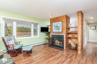 Living Room 20160502-DW-9506-SMALL