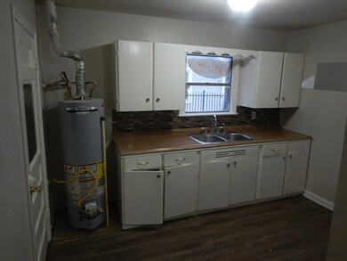 642 Post St, Houston, TX 77022 - photo 4