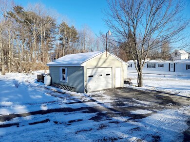 63 Mitchell St, Mechanic Falls, ME 04256 - photo 3