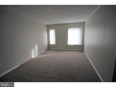 126 Leedom Way unit 126, Newtown, PA 18940 - photo 6