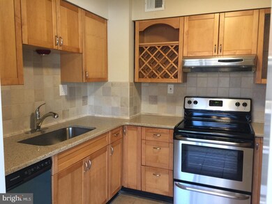 2302 Riddle Ave unit B206, Wilmington, DE 19806 - photo 4