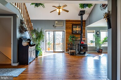 60 Riverside Ave, Schwenksville, PA 19473 - photo 7