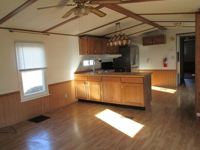 80 Clayton Dr unit 80, West Springfield, MA 01089 - photo 3