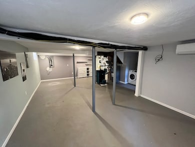 8 Oakland St, Watertown, MA 02472 - photo 5