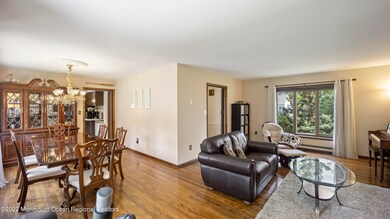 7 Dining Family Room