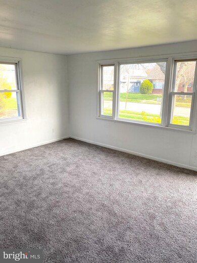 113 Vilone Rd, Wilmington, DE 19805 - photo 2