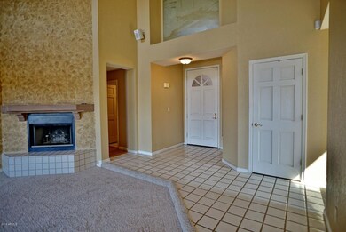 5718 W Abraham Ln 14 (1600x1069)