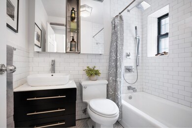 444 W 54th St unit 9, New York, NY 10019 - photo 6