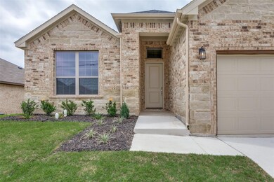 8304 Rockway St, White Settlement, TX 76108 - photo 3