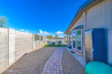 CACTUS WALKWAY TO FRONT DOOR PORCH