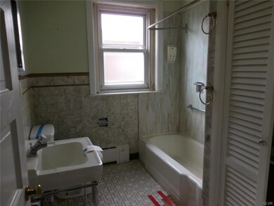 1223 W Allen St, Allentown, PA 18102 - photo 7