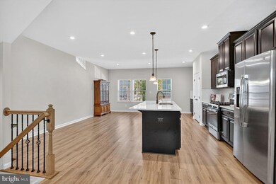 2145 Hemlock Bay Rd, Dumfries, VA 22026 - photo 4