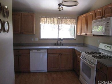 Corian Counter Tops and Newer Cabinets