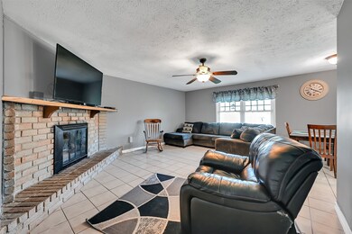 24418 Beef Canyon Dr, Hockley, TX 77447 - photo 3