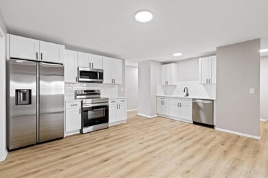 4216 Grayfriars Ln, Columbus, OH 43224 - photo 6