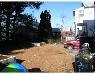 214 Arlington St, Watertown, MA 02472 - photo 4