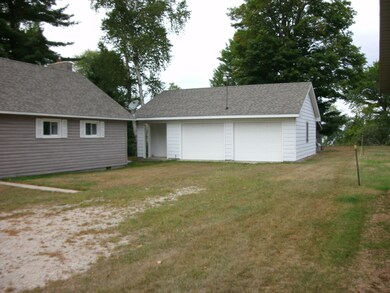 Garage with studio