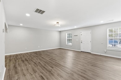 630 Streamside Dr, Roswell, GA 30076 - photo 4