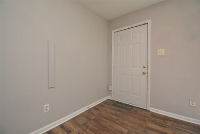 1906 Beaver Bend Rd, Houston, TX 77088 - photo 6