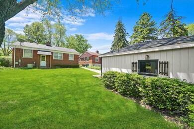 9944 Drury Ln, Westchester, IL 60154 - photo 5