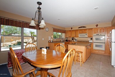 Large kitchen and breakfast room