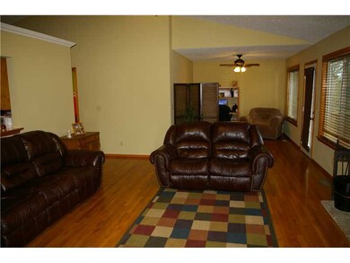 8 Hudson Ln, Bella Vista, AR 72715 - photo 3