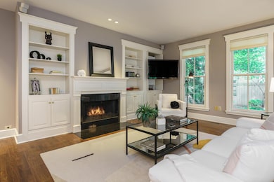 808 S Lazelle St, Columbus, OH 43206 - photo 3