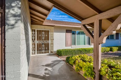 4-208109071-06 Exterior Front Entry