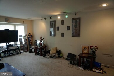 16262 Taconic Cir unit 106B, Dumfries, VA 22025 - photo 2