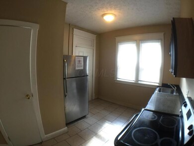397 kitchen2-19